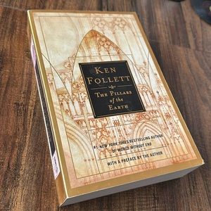 The Pillars of the Earth - Ken Follett